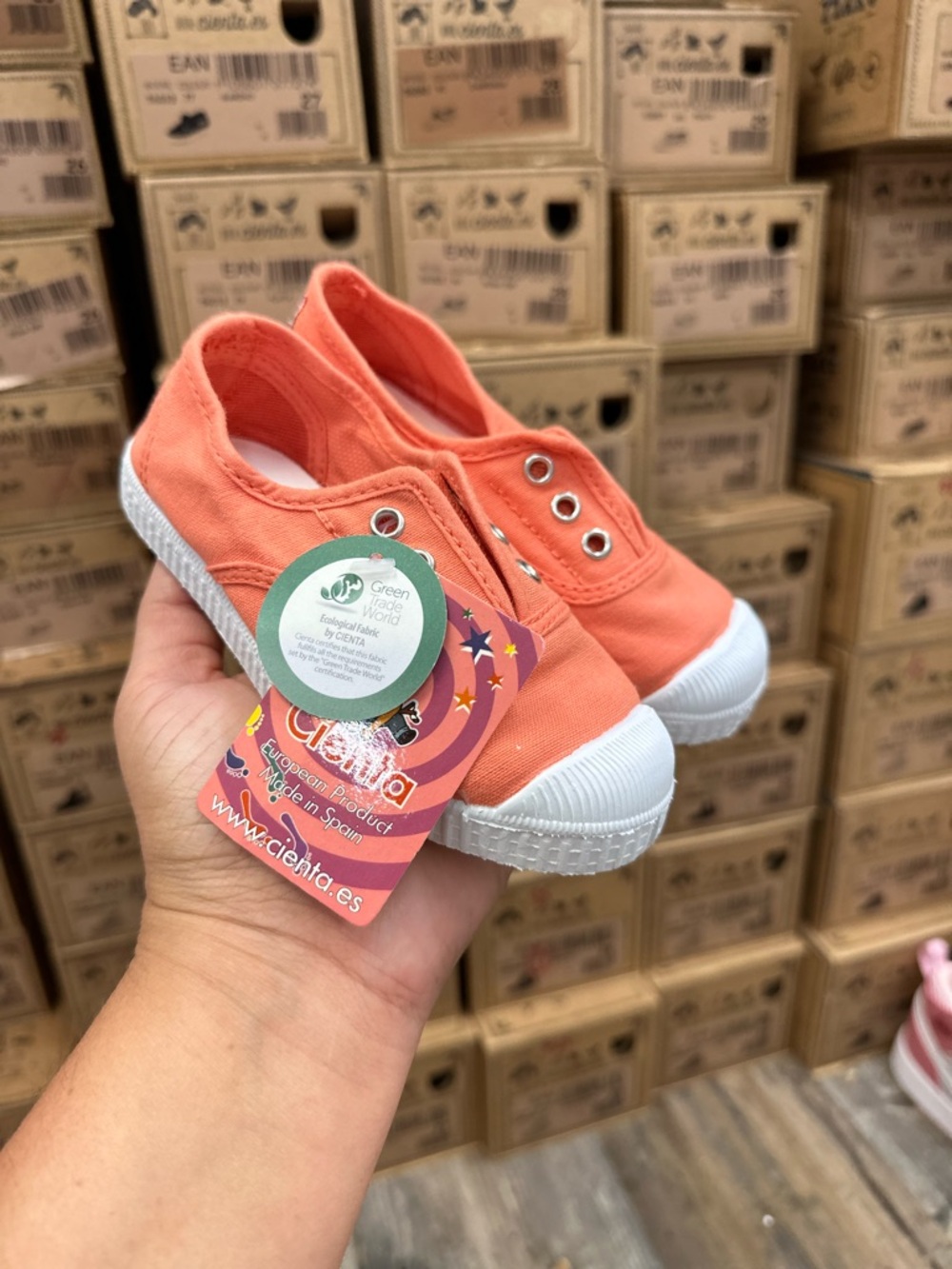 Cienta Coral Orange Slip-On Kids Canvas Sneakers